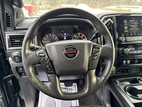 Used 2021 Nissan Titan PRO-4X w/ Pro-4x Convenience Package image 11