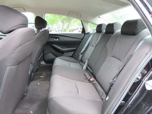 Used 2023 Honda Accord LX image 8