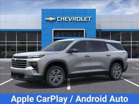 New 2026 Chevrolet Traverse LT w/ Driver Confidence Package FWD image 2