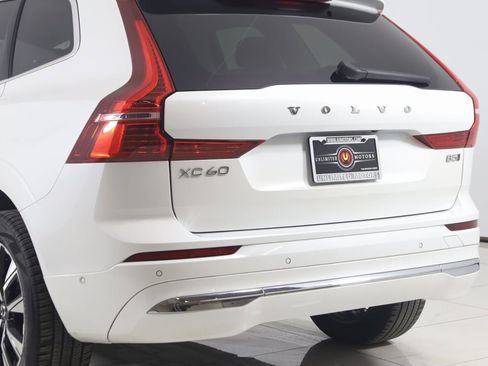 Used 2023 Volvo XC60 B5 Plus w/ Climate Package image 23