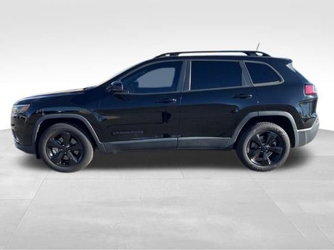Used 2019 Jeep Cherokee Latitude Plus image 8