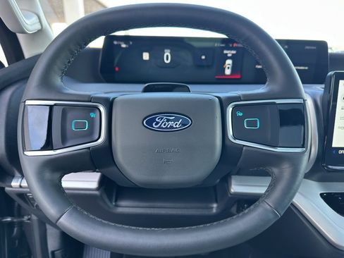 Used 2025 Ford Expedition Max Active image 14