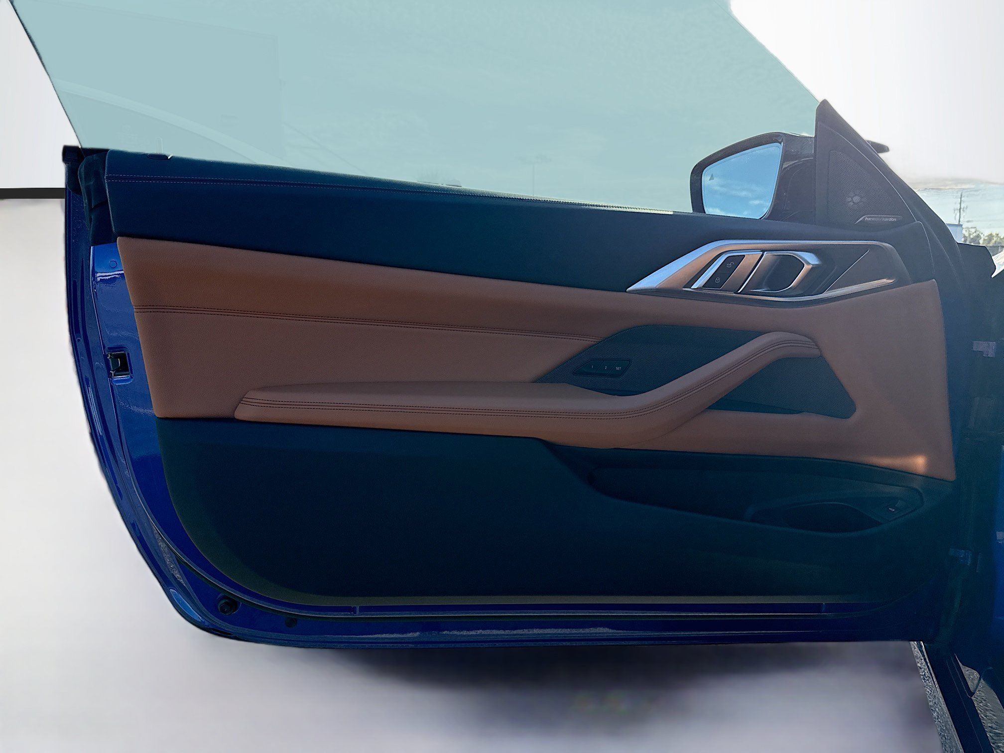 Used 2025 BMW M440i Convertible RWD image 21