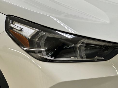 Used 2025 BMW X1 xDrive28i w/ Convenience Package image 10