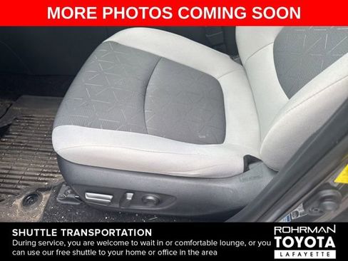 Used 2021 Toyota RAV4 XLE w/ Convenience Package AWD/4WD image 6