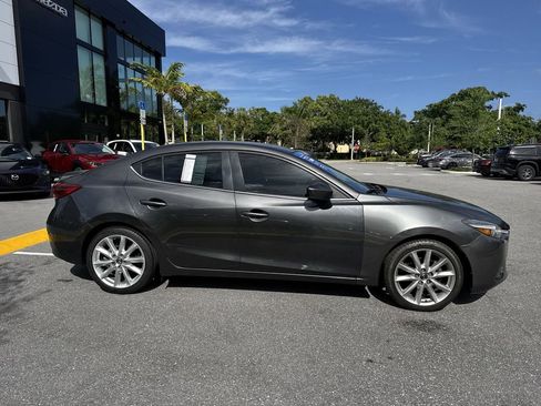 Used 2017 MAZDA MAZDA3 Grand Touring w/ Premium Equipment Package FWD image 5