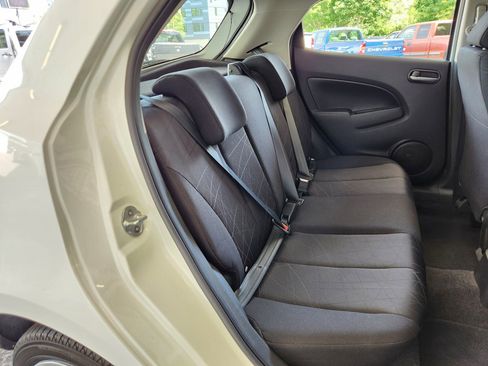 Used 2012 MAZDA MAZDA2 Sport FWD image 11