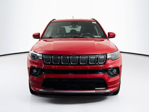 Used 2022 Jeep Compass Limited AWD/4WD image 2