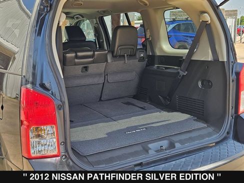 Used 2012 Nissan Pathfinder Silver RWD image 35