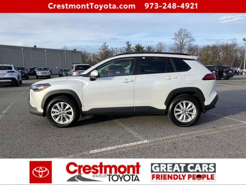 Used 2023 Toyota Corolla Cross LE image 5