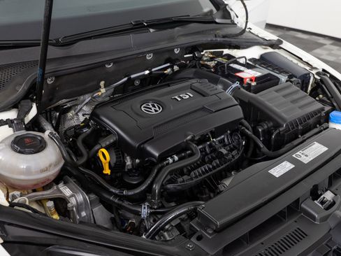 Used 2018 Volkswagen GTI S image 40