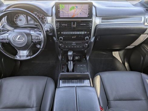 Used 2022 Lexus GX 460 Premium w/ Premium Package image 11