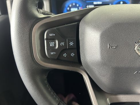 Used 2025 Ford Bronco Big Bend image 15