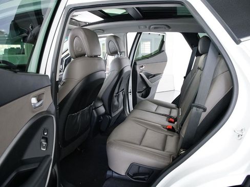 Used 2017 Hyundai Santa Fe Sport image 15