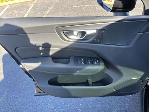 New 2026 Volvo XC60 B5 Plus w/ Protection Package Premier AWD/4WD image 11