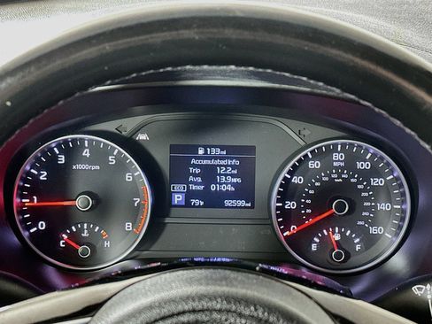 Used 2020 Kia Sportage EX FWD image 12