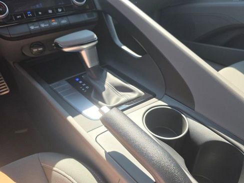New 2025 Hyundai Elantra Sport image 16