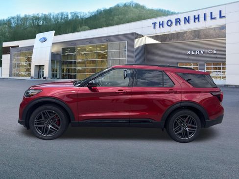 New 2026 Ford Explorer ST-Line w/ ST-Line Street Pack AWD/4WD image 1
