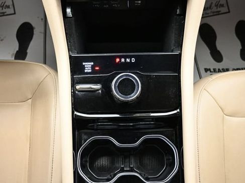 Used 2022 Jeep Grand Cherokee L Limited AWD/4WD image 23
