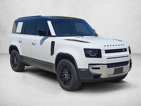 Used 2025 Land Rover Defender 110 S AWD/4WD image 3