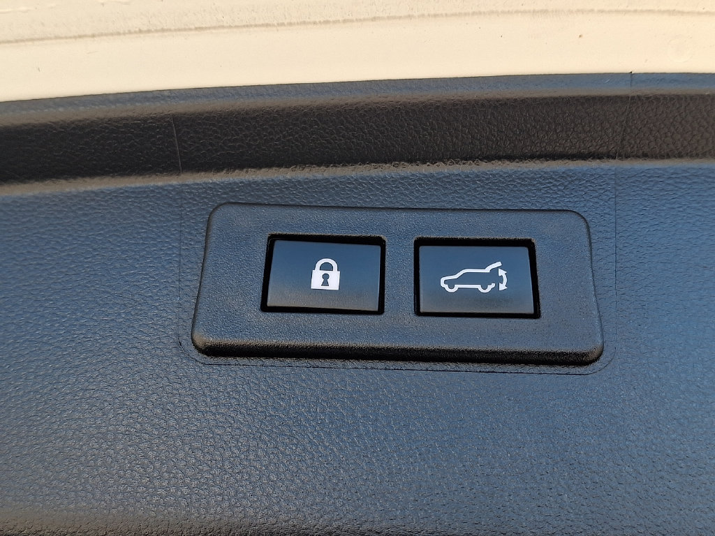 Used 2021 Subaru Outback Limited XT AWD/4WD image 33