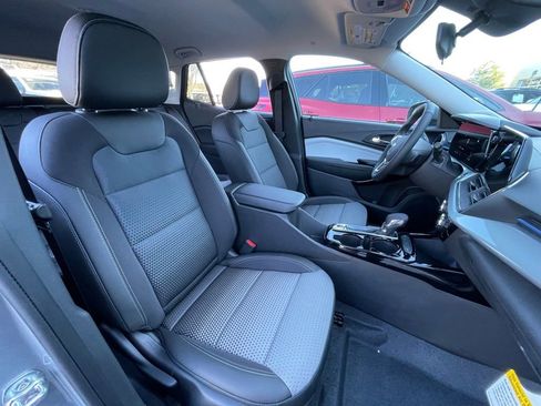 New 2026 Chevrolet Trax LT w/ Driver Confidence Package image 31