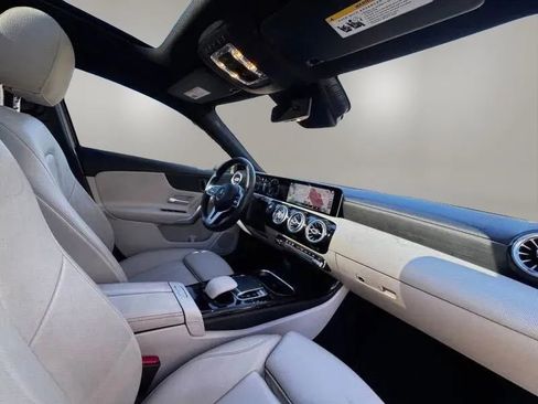 Used 2019 Mercedes-Benz A 220 image 13