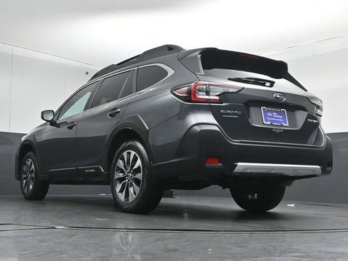 Used 2023 Subaru Outback Limited image 38