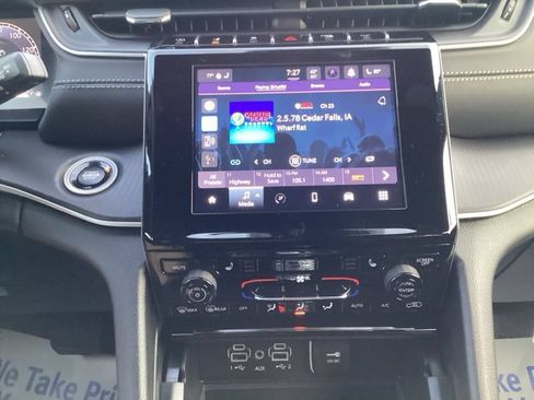 New 2025 Jeep Grand Cherokee Laredo X w/ Luxury Tech Group I AWD/4WD image 41