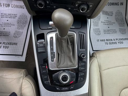 Used 2011 Audi A5 2.0T Premium Plus image 19