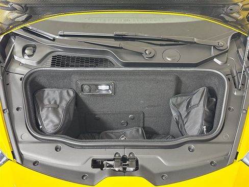 Used 2024 Lamborghini Huracan Tecnica RWD image 33