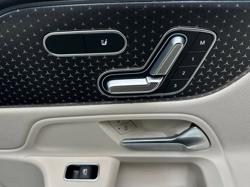 Certified 2026 Mercedes-Benz GLA 250 image 24