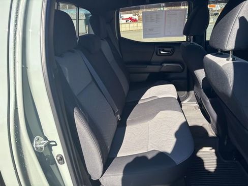 Certified 2023 Toyota Tacoma TRD Off-Road w/ Technology Package image 15