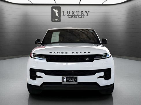 Used 2023 Land Rover Range Rover Sport SE AWD/4WD image 3