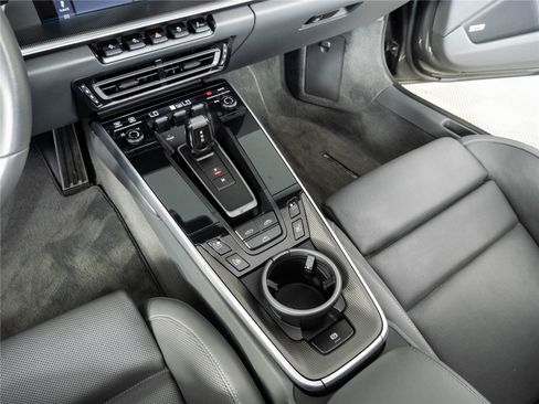 Certified 2021 Porsche 911 Turbo S AWD/4WD image 17