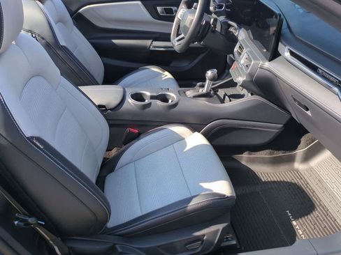 Used 2024 Ford Mustang GT Premium image 22