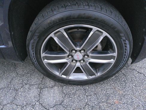 Used 2019 GMC Acadia Denali w/ Technology Package image 15