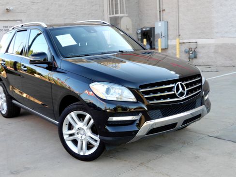 Used 2015 Mercedes-Benz ML 350 4MATIC image 2