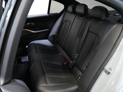 Used 2021 BMW M3 Competition w/ Executive Package image 36