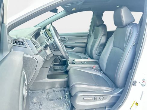 Certified 2024 Honda Odyssey Sport image 11