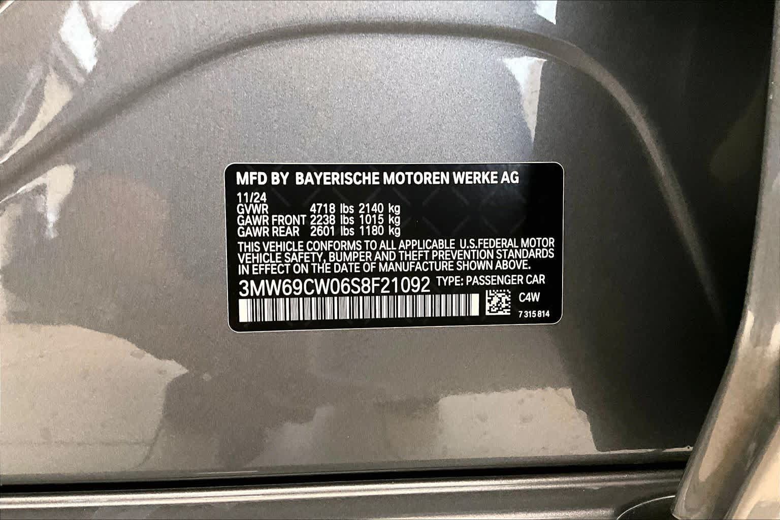 Used 2025 BMW 330i Sedan w/ Premium Package RWD image 29