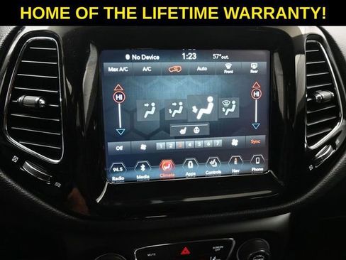 Used 2018 Jeep Compass Limited w/ Navigation Group image 27