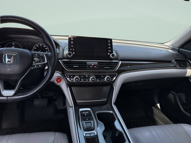 Used 2018 Honda Accord Touring image 22