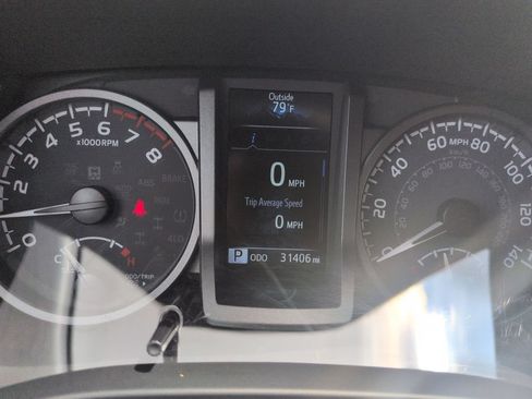 Used 2023 Toyota Tacoma TRD Sport AWD/4WD image 15