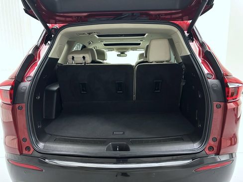Used 2020 Buick Enclave Premium w/ Sun and Sites Package image 22