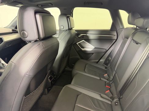 Certified 2025 Audi Q3 2.0T Premium w/ Convenience Package AWD/4WD image 24