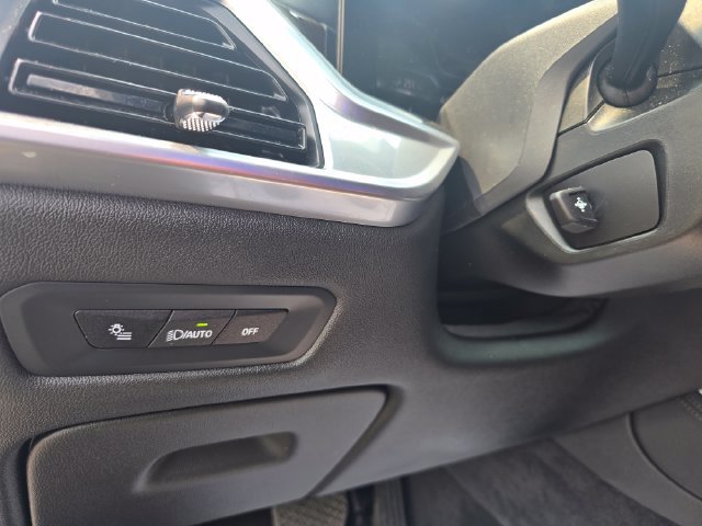 Used 2024 BMW X5 xDrive50e AWD/4WD image 21