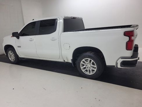 Used 2021 Chevrolet Silverado 1500 RST AWD/4WD image 3
