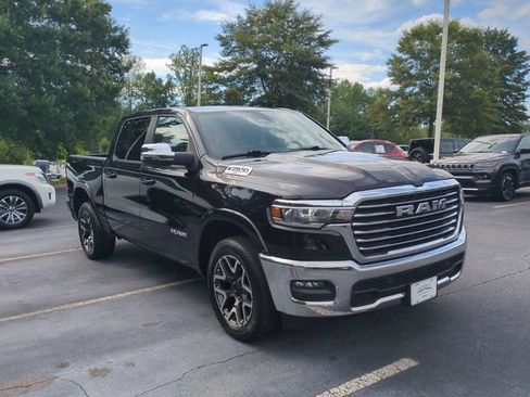 Certified 2025 RAM 1500 Laramie AWD/4WD image 7