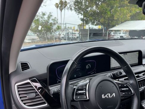 Used 2025 Kia Seltos S image 35